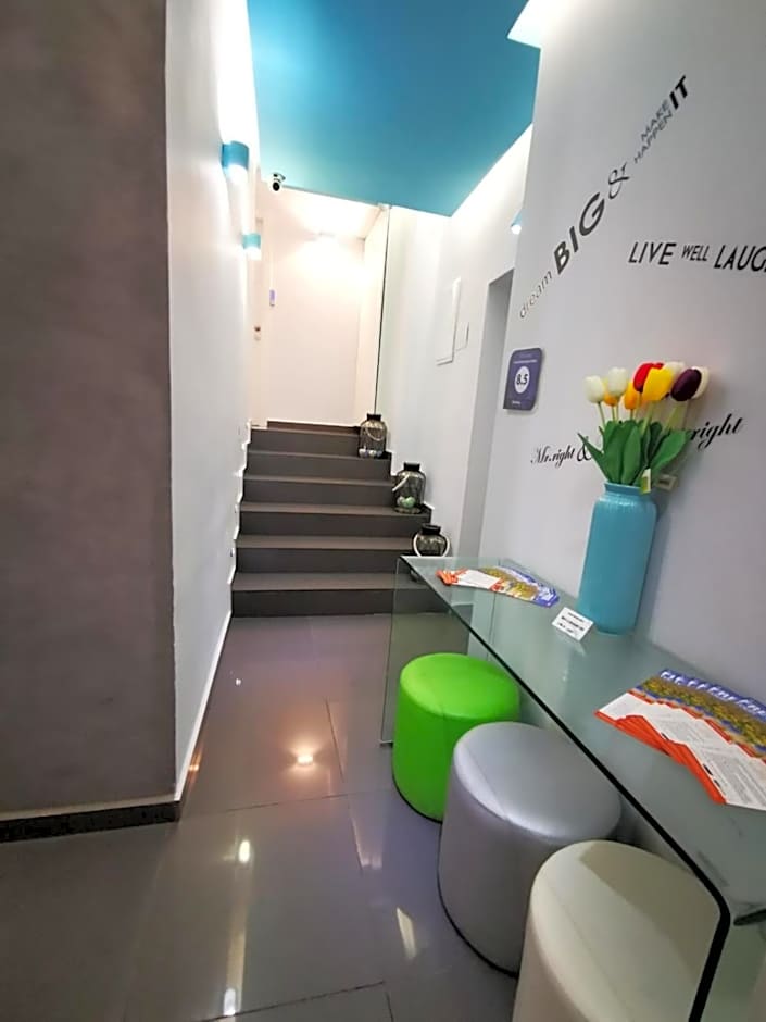 Central Boutique Hotel