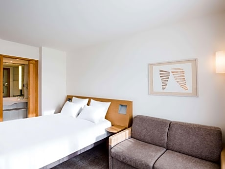Standard Room with 1 Double Bed and Sofa