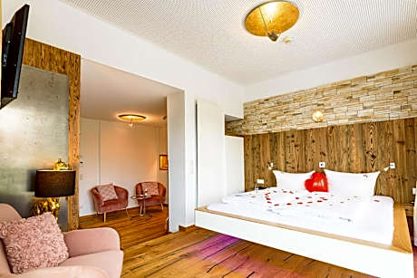 Swiss Mountain Comfort Suite