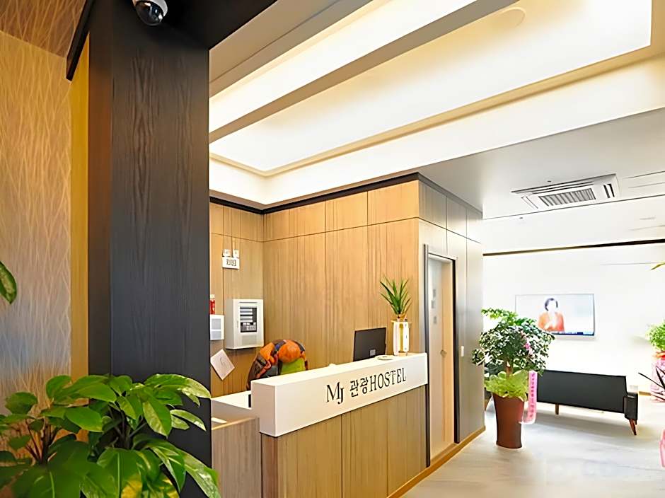Mj Hotel