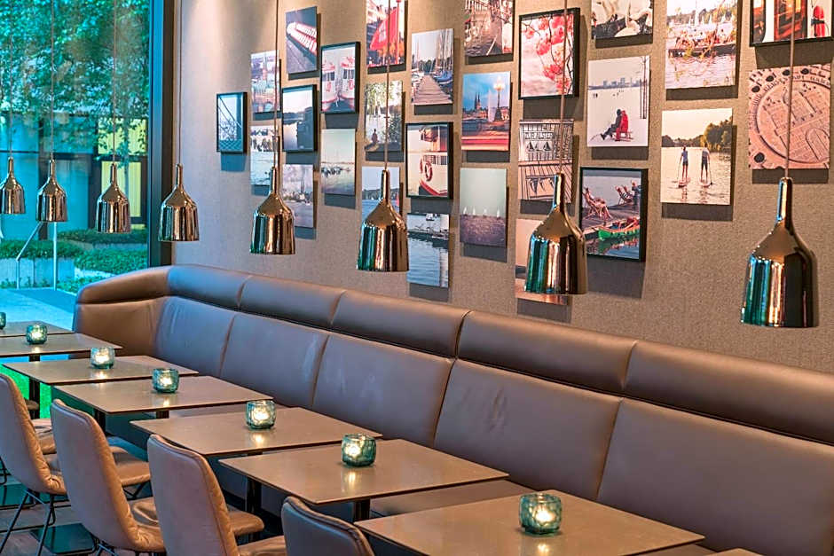 Motel One Hamburg-Alster