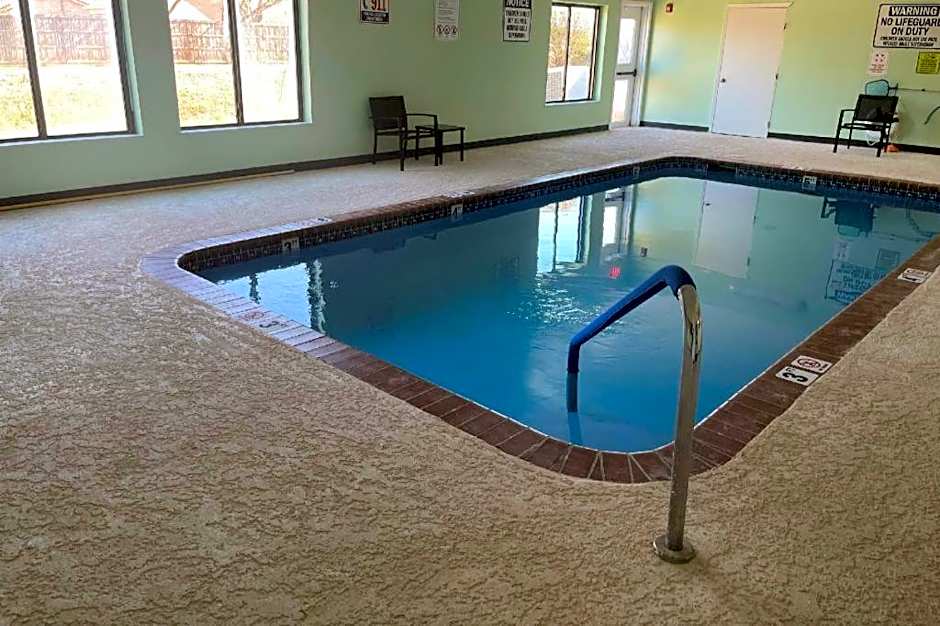 Quality Suites Abilene Mall Area