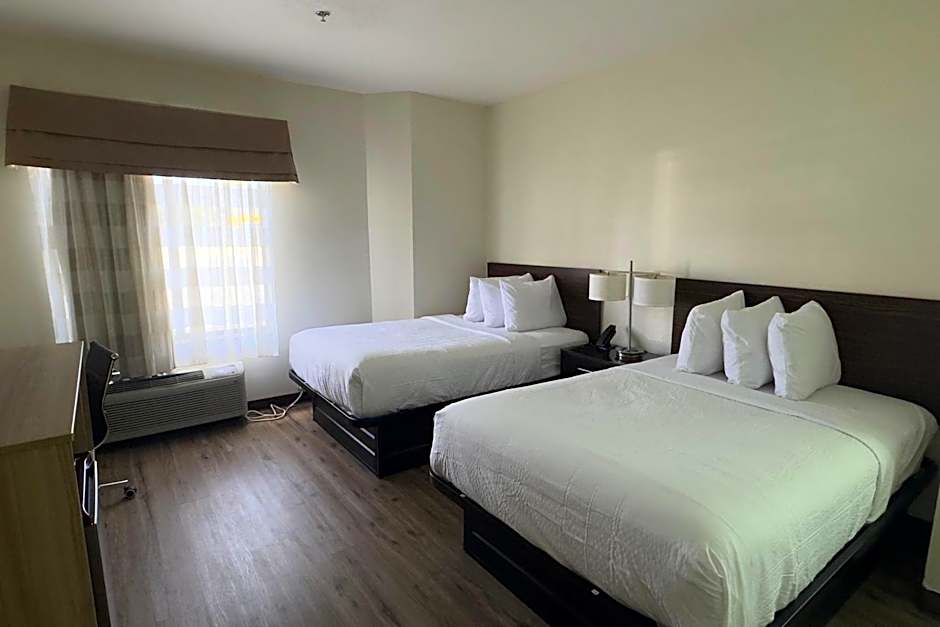 Days Inn by Wyndham McDonough