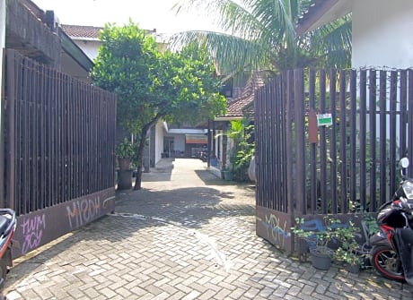Griya Godean Syariah Yogyakarta by ZUZU