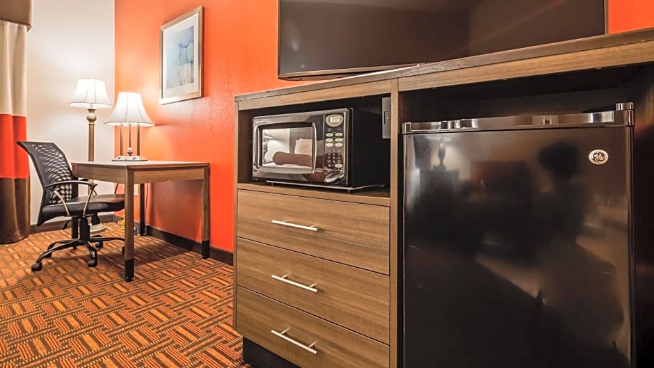 Best Western PLUS Memorial Inn