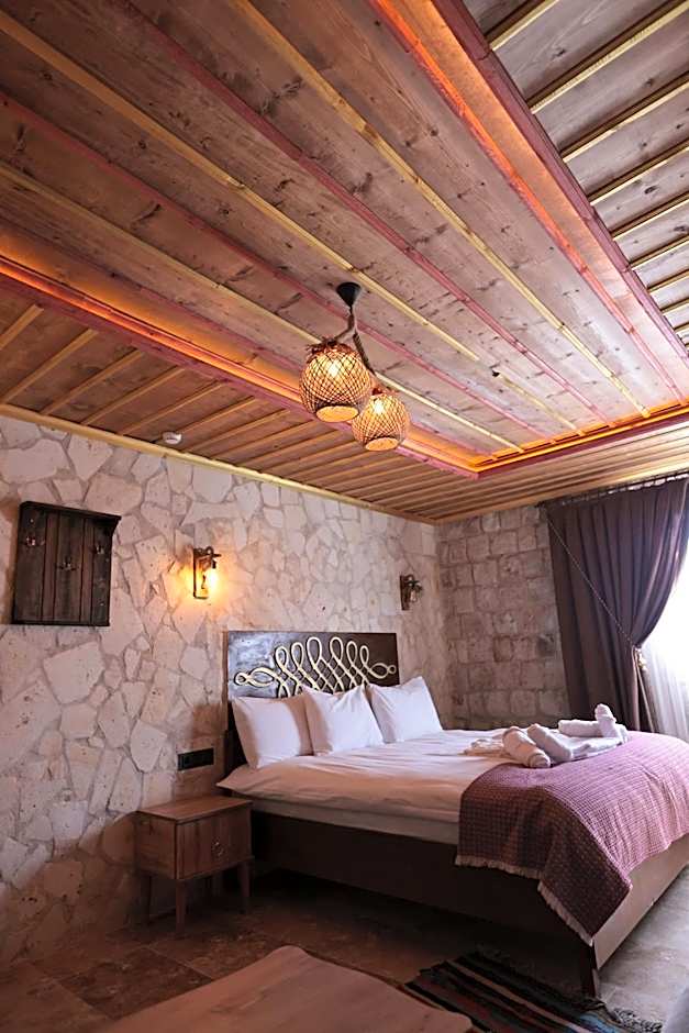 Stone Owl Otel & Restaurant