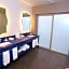 Hotel Indigo Naperville Riverwalk By IHG