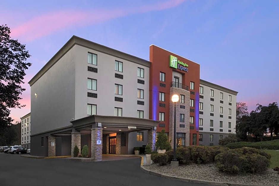 Holiday Inn Express Boston  Saugus By IHG