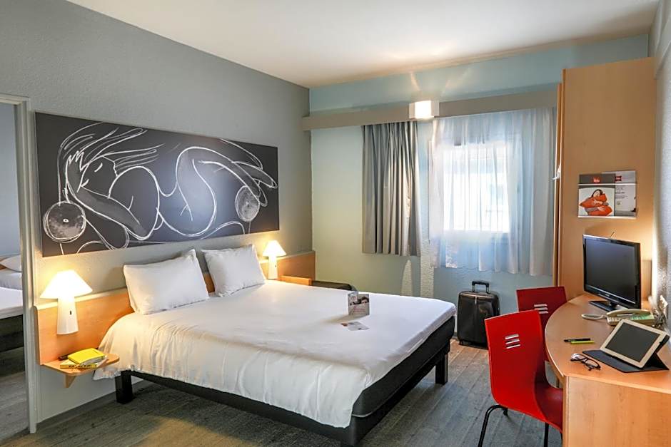 ibis Orange Sud