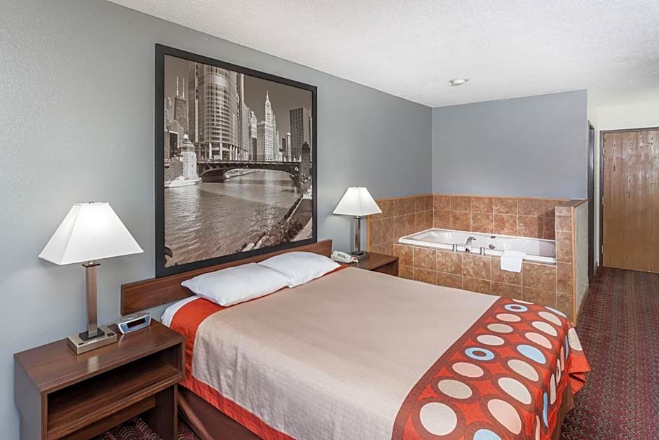 Super 8 by Wyndham Pekin/Peoria Area