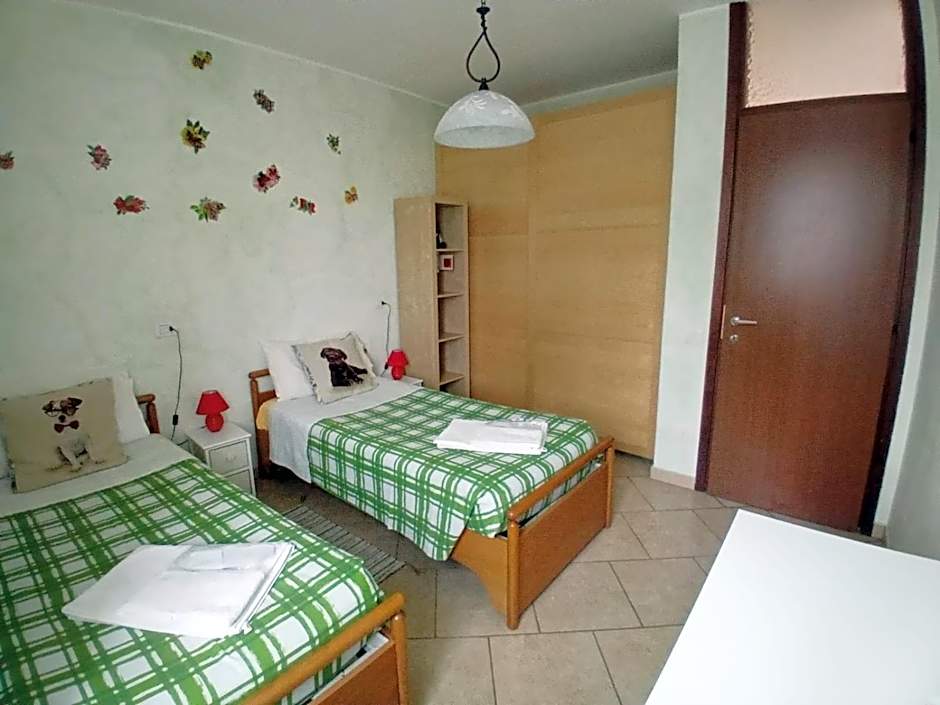 Hotel Diffuso Il Portichetto sulla collina a Vezio Perledo