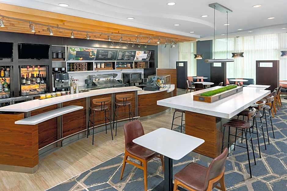 Courtyard by Marriott Buffalo Downtown/Canalside