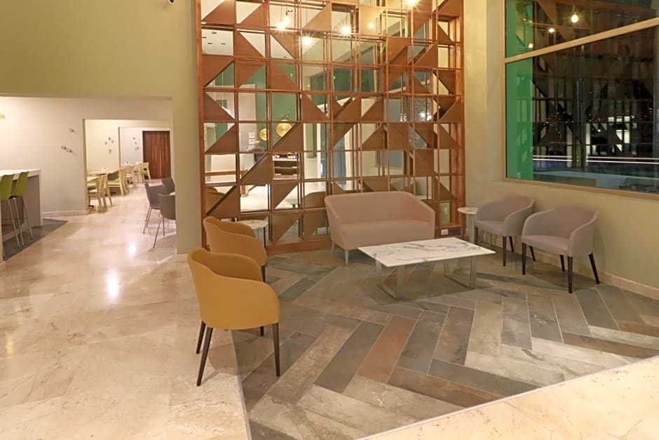 Wyndham Garden Monterrey Valle Real