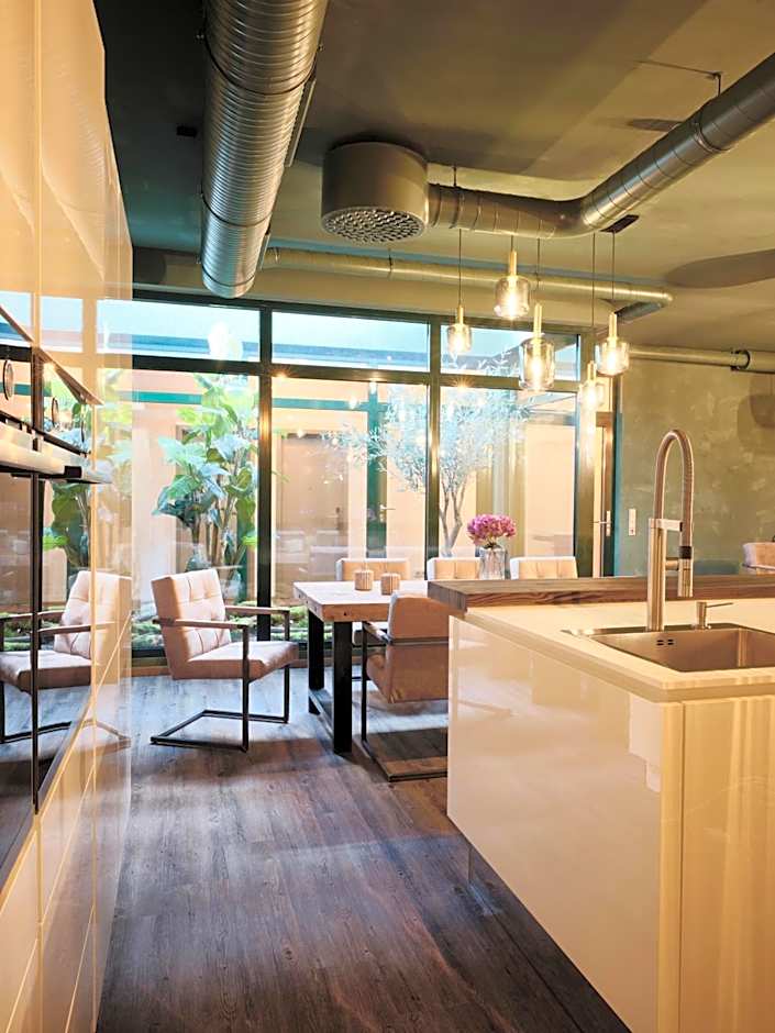Hannover - PHIL & MAX Hotels und Apartments Messe