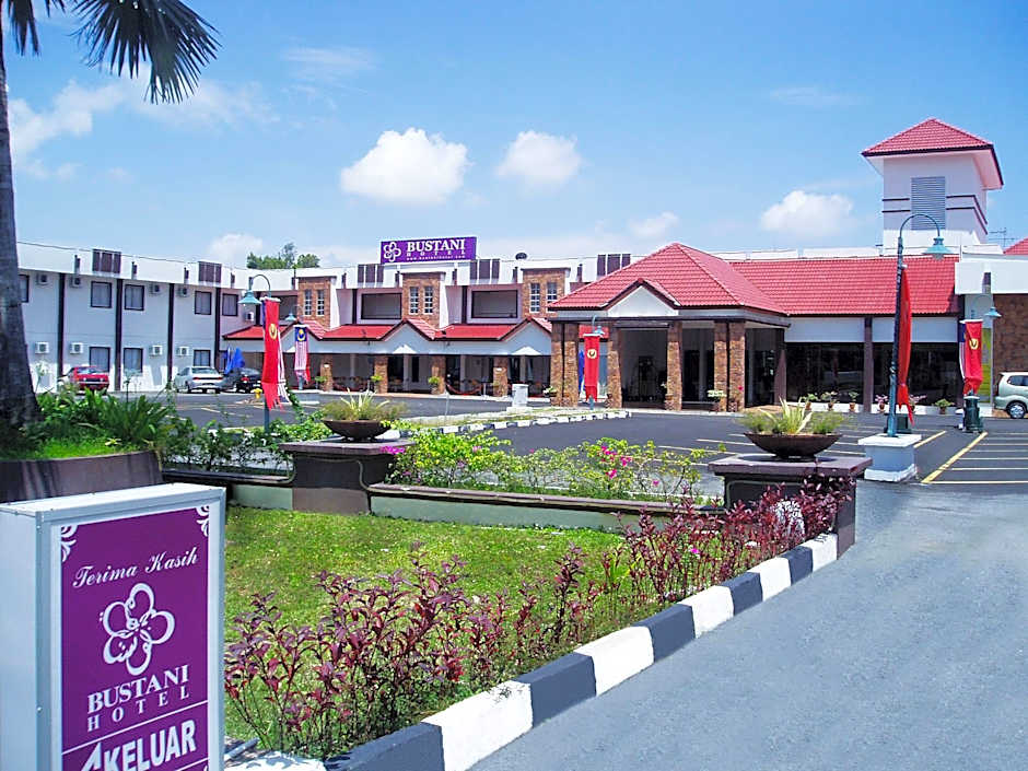 Photo 1 of 27 of Hotel Bustani Jitra