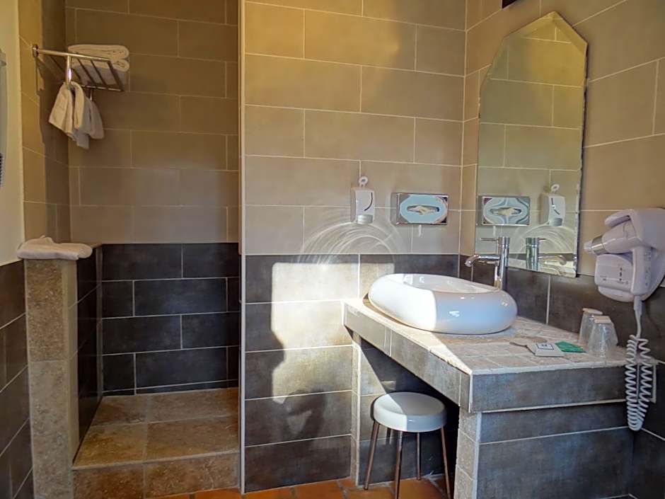 Hotel Le Mas des Ecureuils