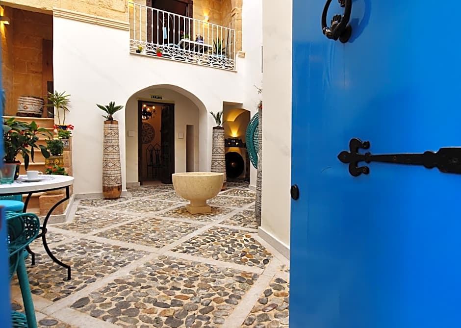 Chapel 5 Boutique Suites B&B
