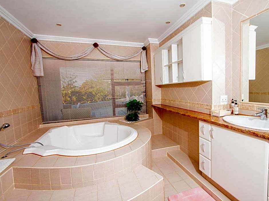 Bophirima Boutique Hotel