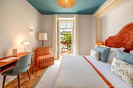 Deluxe Room with Terrace and Garden View