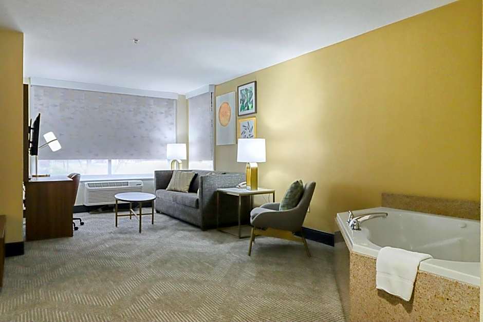 Holiday Inn Quincy By IHG