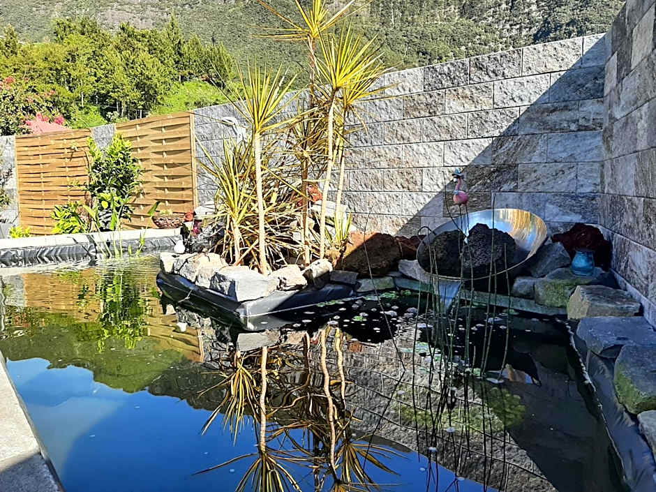 La Croisee des Sentiers