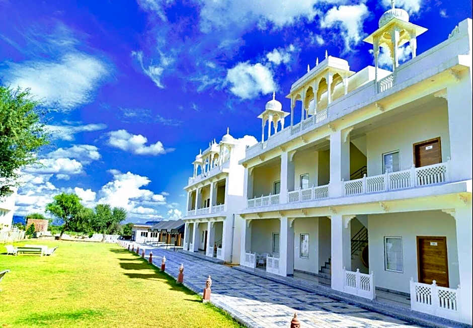 Photo 1 of 14 of Roopgarh Palace