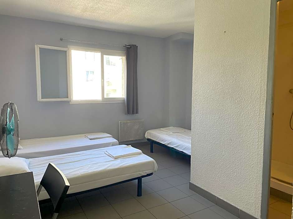 Balaena hébergement