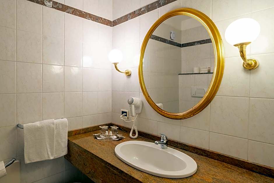 Hotel Manzoni Wellness&Spa