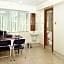Hotel Bond