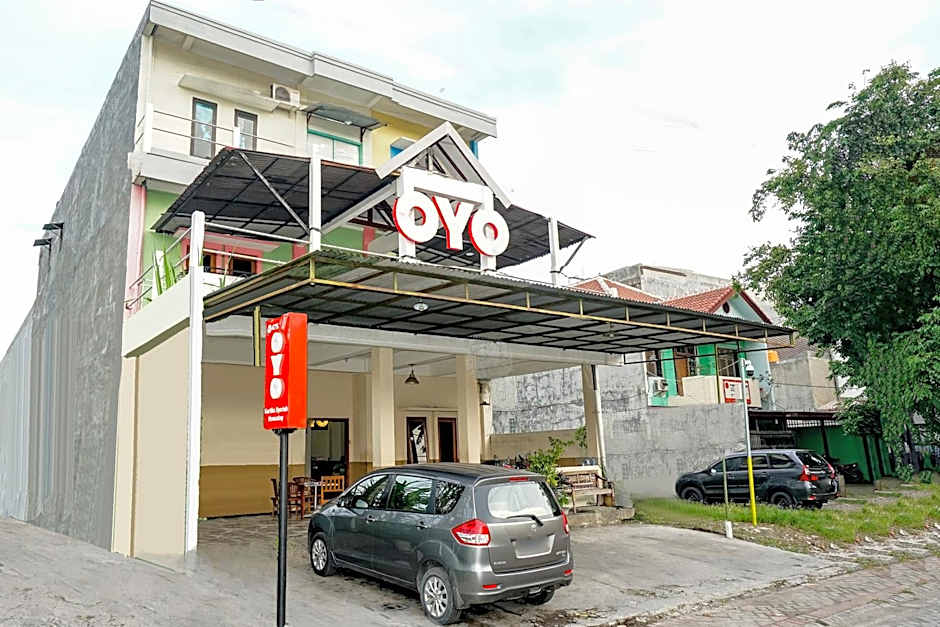 Kartika Syariah Homestay by Stayku