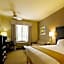 Holiday Inn Express Hotel & Suites Shamrock North By IHG