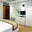 Van Ha Hotel Etown - Nhà Ga T3 Sân Bay TSN