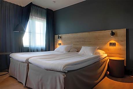 Standard Twin Room with Kitchenette - Non-Smoking