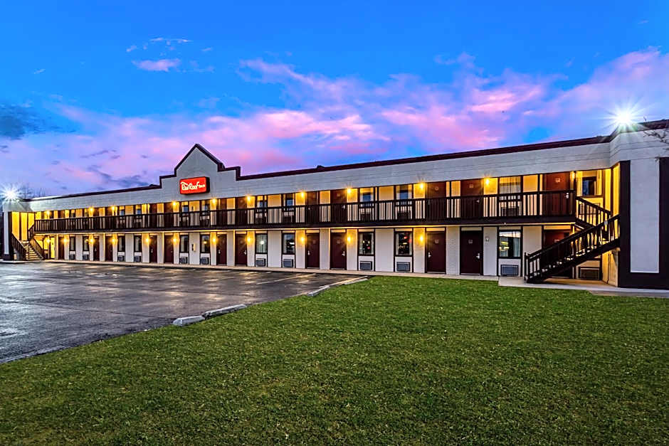 Red Roof Inn Scottsburg