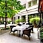 Three Crowns Hotel