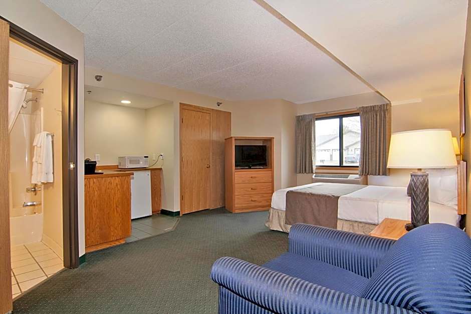 Boarders Inn & Suites by Cobblestone Hotels - Faribault