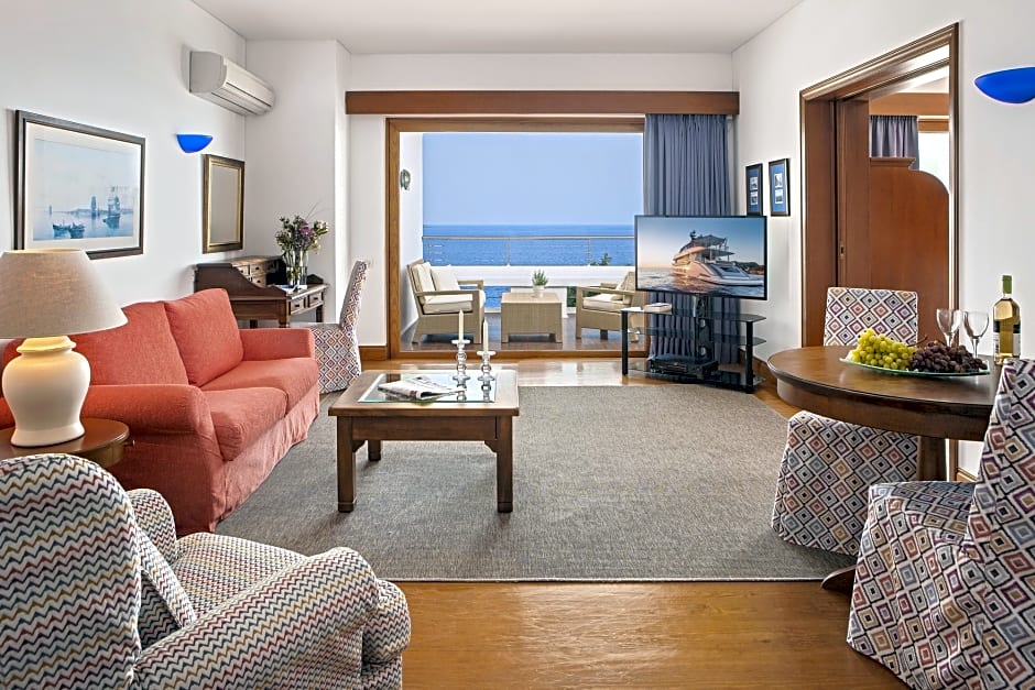 Elounda Beach Hotel & Villas, a Member of the Leading Hotels of the Wo