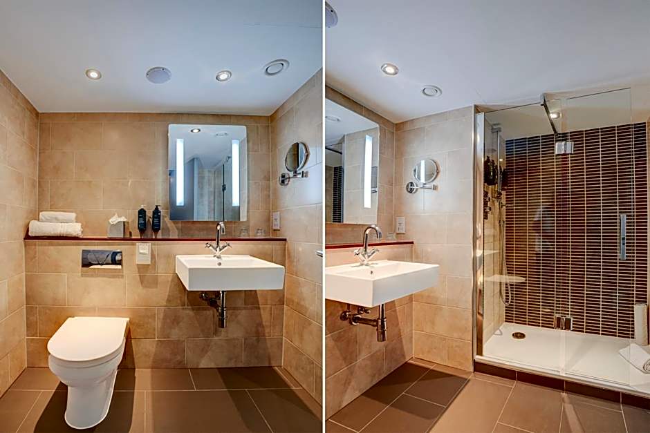 Sunday London Staines-upon-Thames Heathrow T5