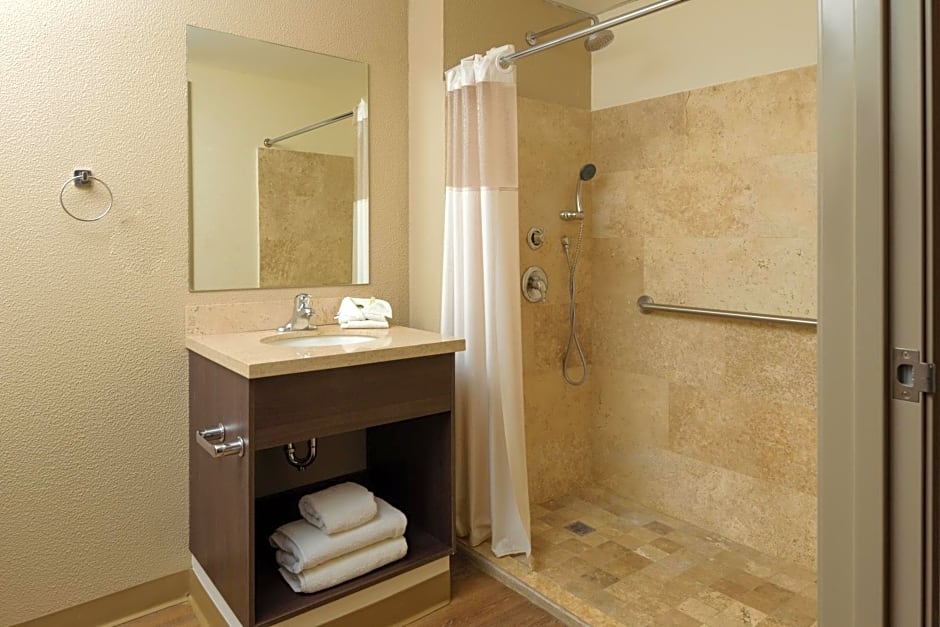 Extended Suites Tijuana Macroplaza