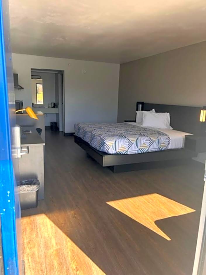 Dublin Inn and Suites
