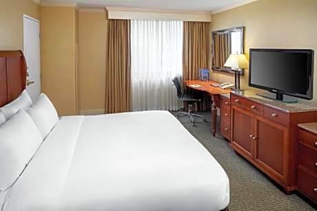 King Room-Treat Yourself Amenities