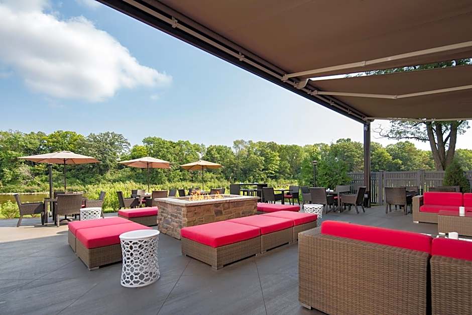 Holiday Inn Milwaukee Riverfront By IHG