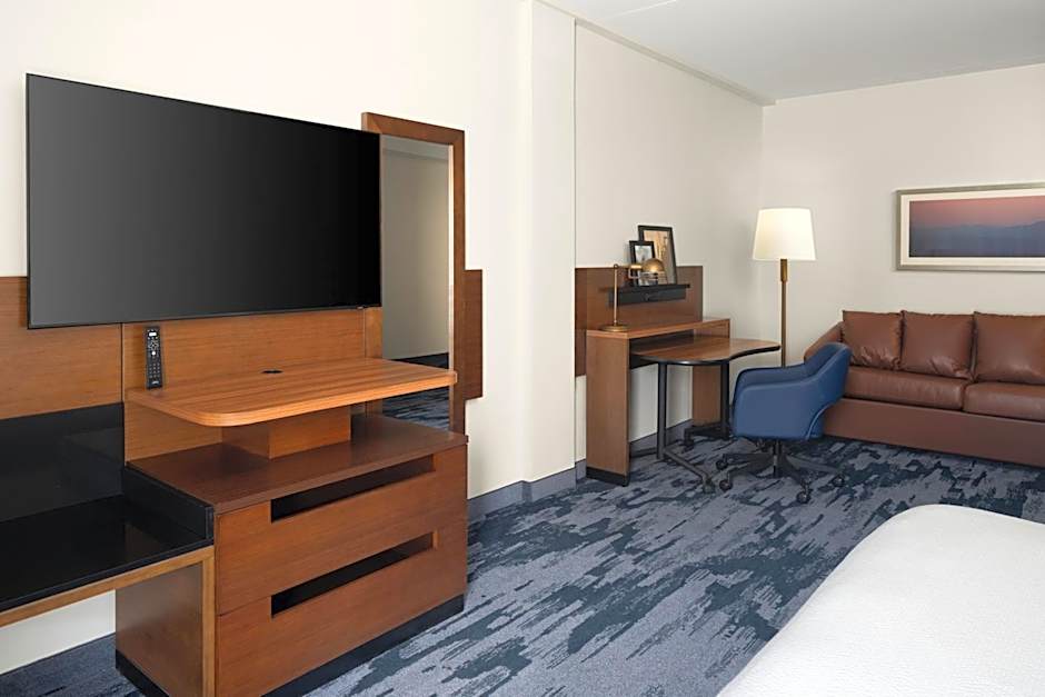 Fairfield Inn & Suites by Marriott Newark Liberty International Airport