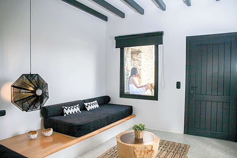 Agrari Bo Suites by Mykonos Rocks