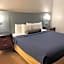 Days Inn by Wyndham Lake Bluff/Great Lakes Naval Base