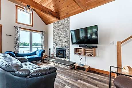 Elysium Private Waterfront Escape