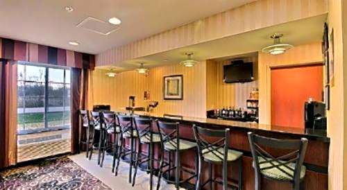AmericInn by Wyndham Oshkosh