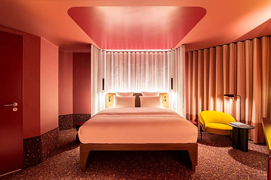 TRIBE Dusseldorf