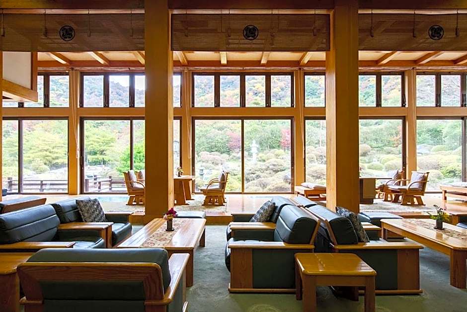 Unzen Miyazaki Ryokan