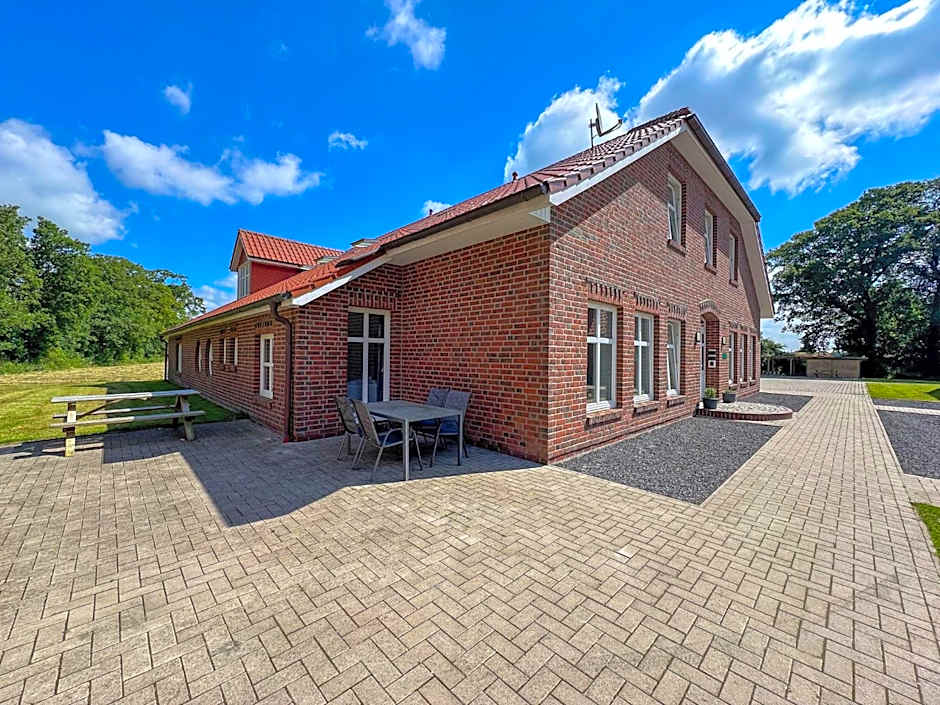 Natura Ferienhaus, Ferienwohnungen in Rhauderfehn , Komfort für Gäste & Firmen ,WLAN & Parkplatz